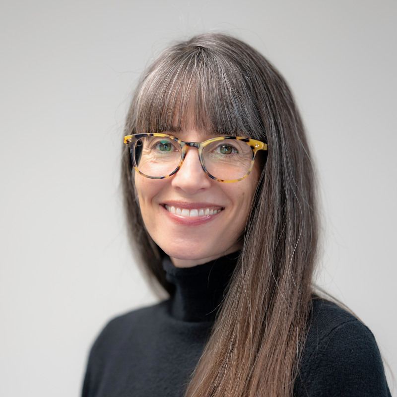 Headshot of Julie Giachino